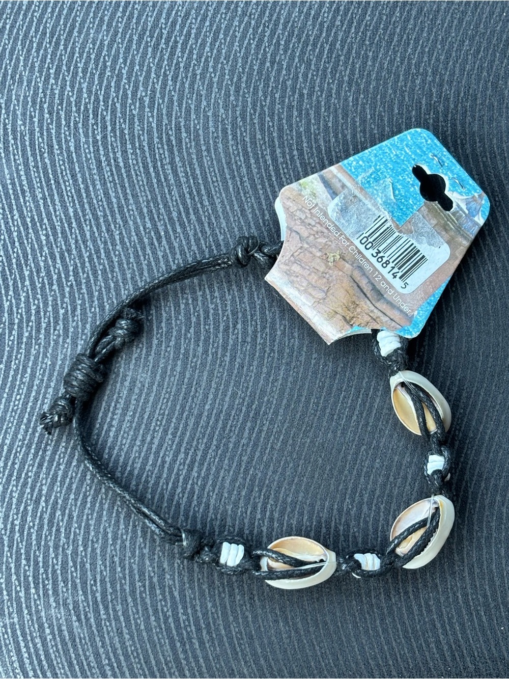 Black and Cream Cowrie Shell Bracelet/Anklet - Picture 5 of 8